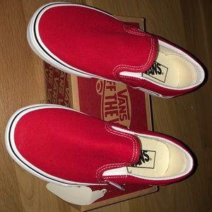 Never worn red vans size 6